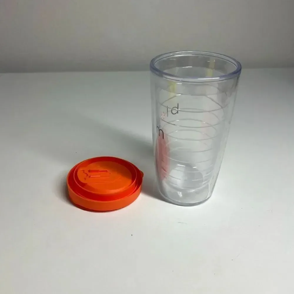 Tervis Made in USA Double Walled Clear Lidded Insulated Tumbler 16oz